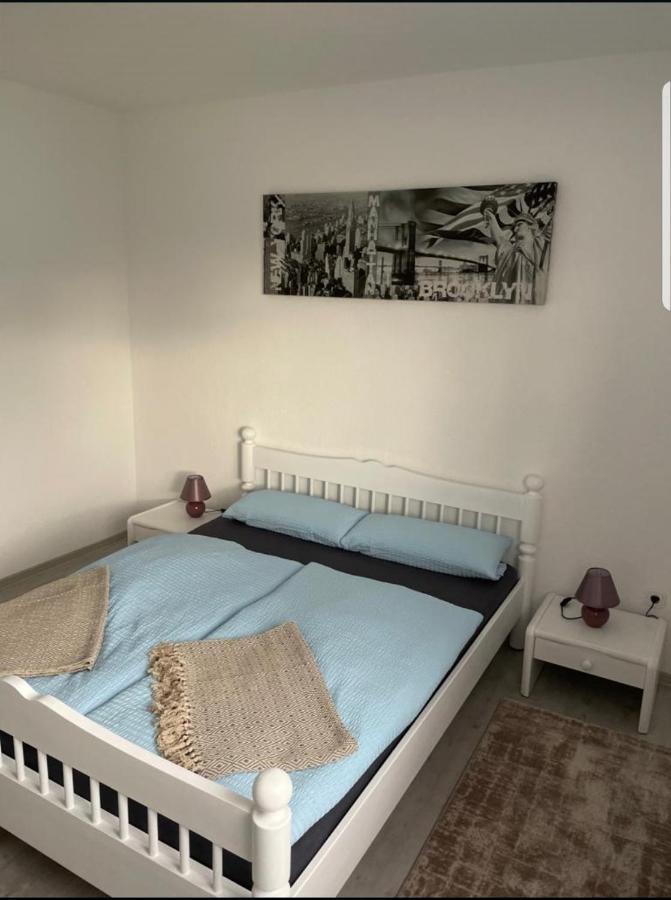 Fewo Mit Terasse Neuwied & Koblenz Exterior foto